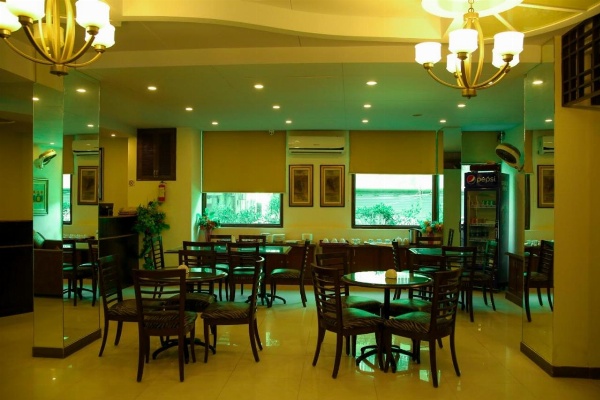 Sunset Suites image 4